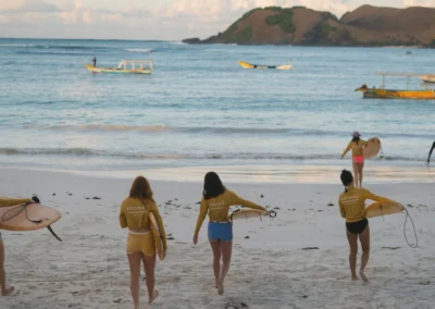 Is Lombok a good place to learn to surf?